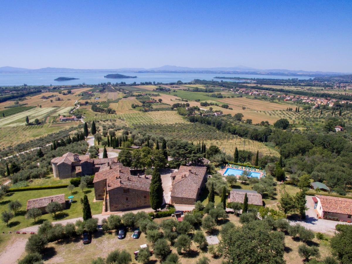 Hotel Relais Borgo Torale Passignano sul Trasimeno Exterior foto