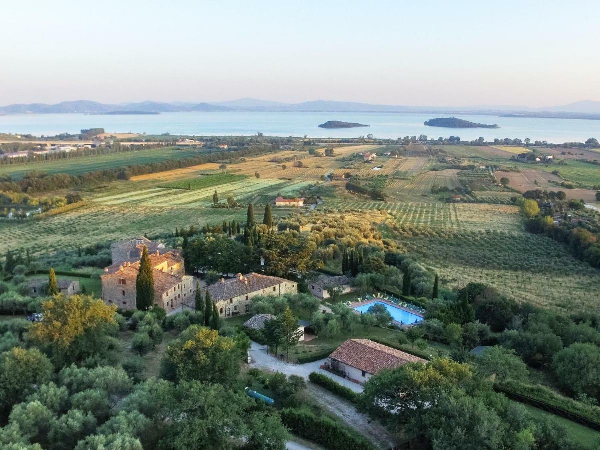 Hotel Relais Borgo Torale Passignano sul Trasimeno Exterior foto